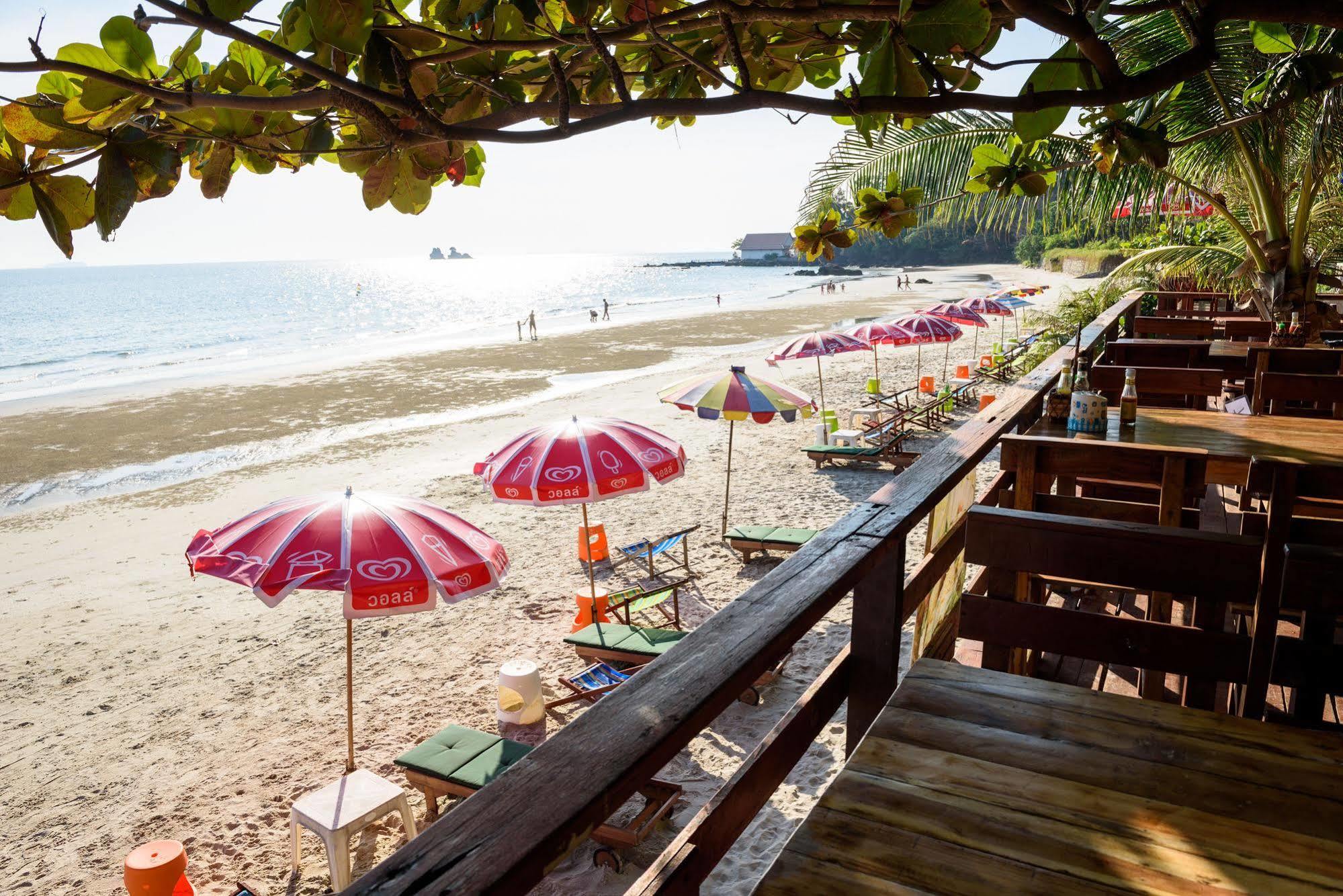 Baansuan Aokhai Beach Resort Mae Phim Eksteriør bilde